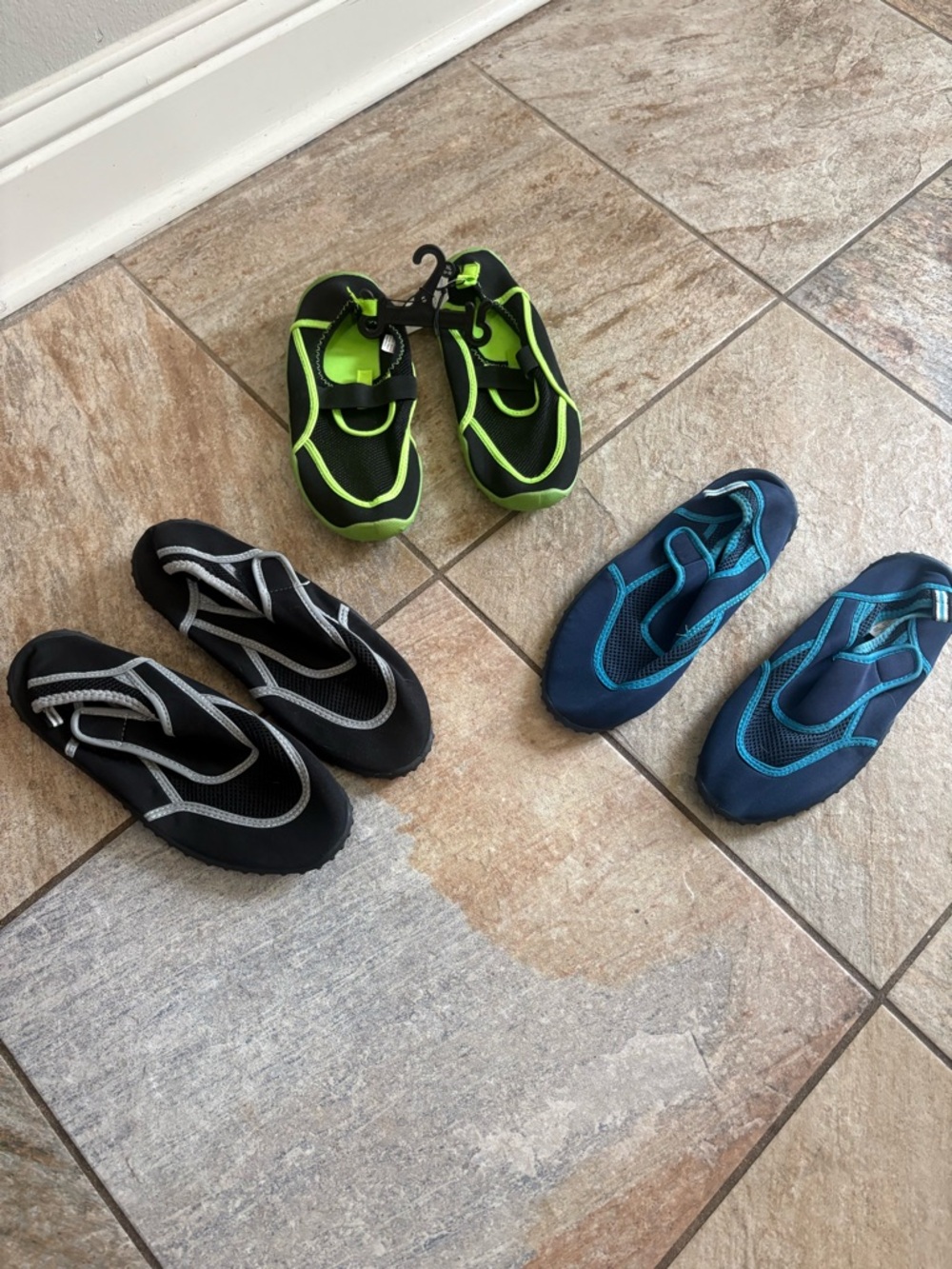Swim/water shoes boys 4/5 bundle of 3 1 NWT 2 NWOT black blue green